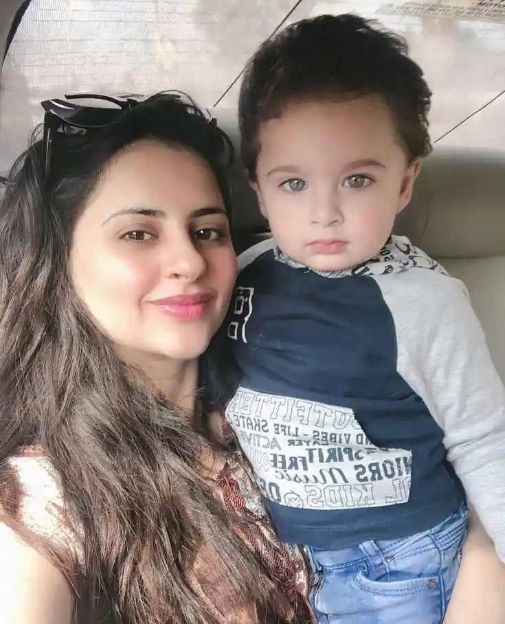 beautiful-small-baby-dp beautiful-small-baby-dp